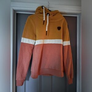 Wanakome women’s hoodie!